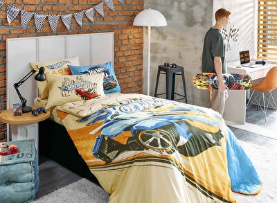 Taç Lisanslı Hot Wheels Winner Pamuk Tek Kişilik Nevresim Takımı