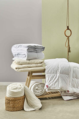 Taç Pure Cotton Pamuk Çift Kişilik Yorgan Beyaz