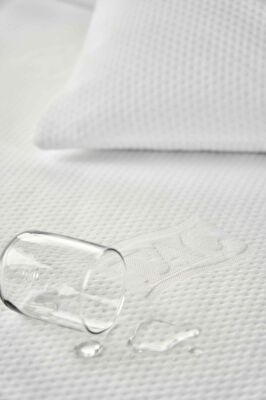 Taç Perfect Sıvı Geçirmez Fitted Alez