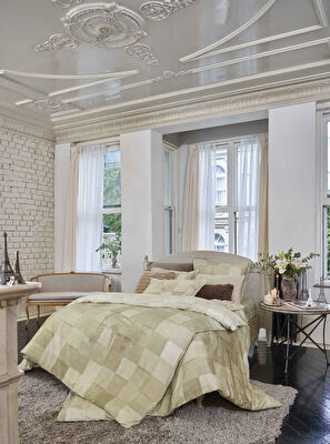 Linens Harriet 33,5x18 cm Tepsi Gold