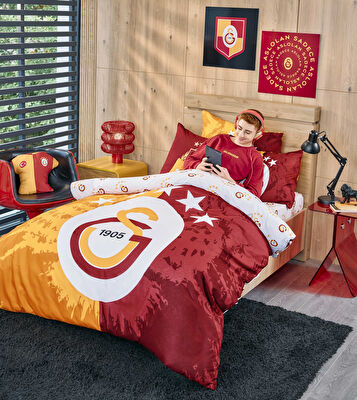 Lisanslı Galatasaray 45x40 cm Forma Kırlent